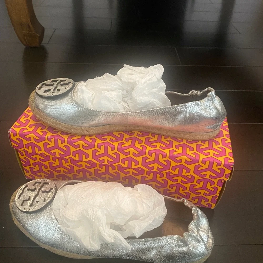 Tory Burch Silver Metallic Logo Espadrille Flats